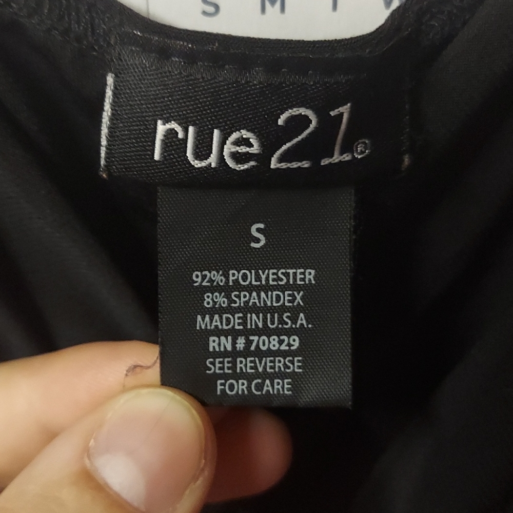 Dress - Picture 2 of 3
